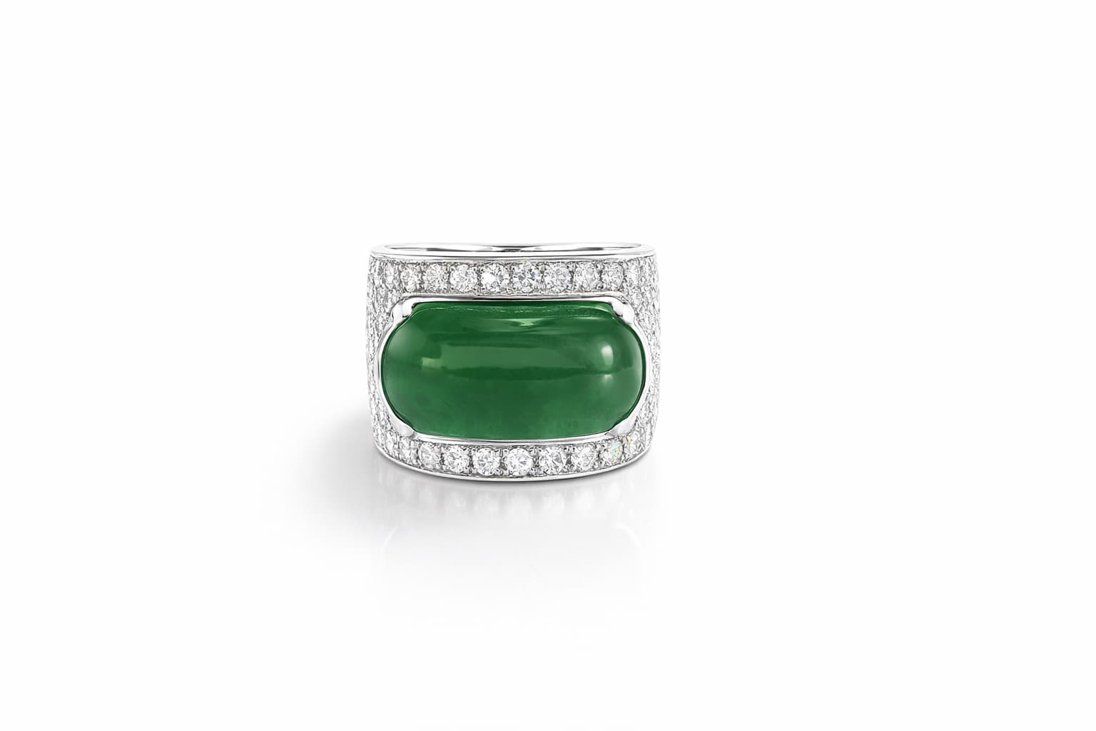 Green Cabochon Diamond Ring after retouching
